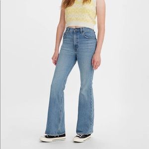 NWT LEVI’S 70s HIGH RISE FLARE